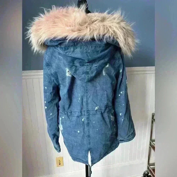 NWT Avec Les Filles Distressed Faux Fur Lined Denim Anorak ~ Large - Picture 7 of 11